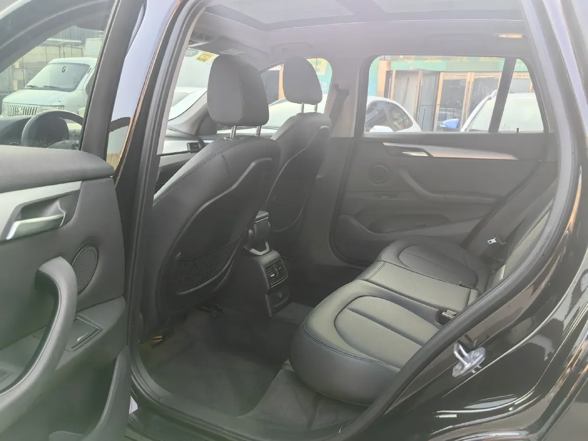 2018 BMW X1 2.0T 192HP L4 8AT,autocango,china used car exporter,china ev exporter,chinese used car exporter,chinese used ev exporter