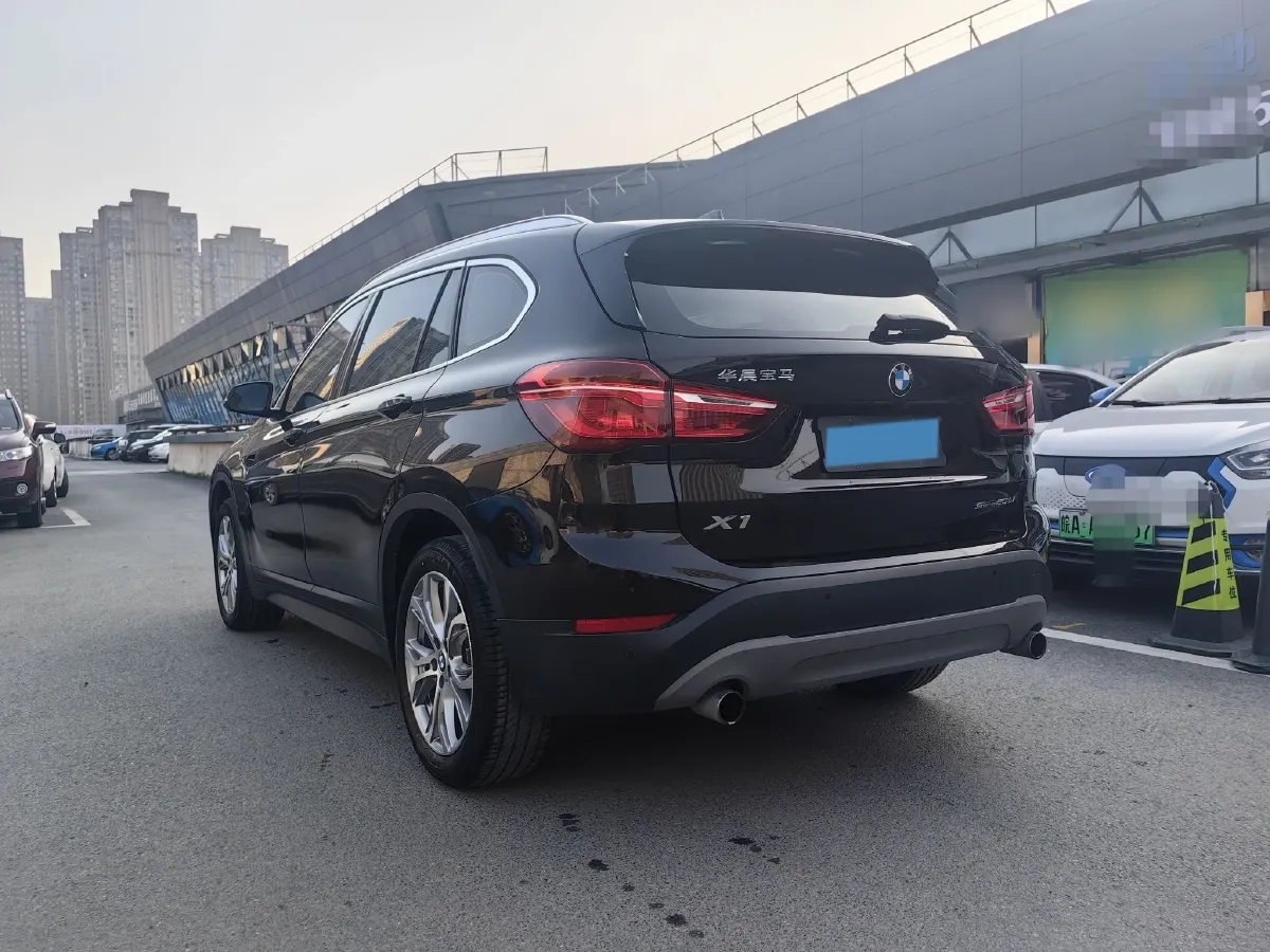 2018 BMW X1 2.0T 192HP L4 8AT,autocango,china used car exporter,china ev exporter,chinese used car exporter,chinese used ev exporter