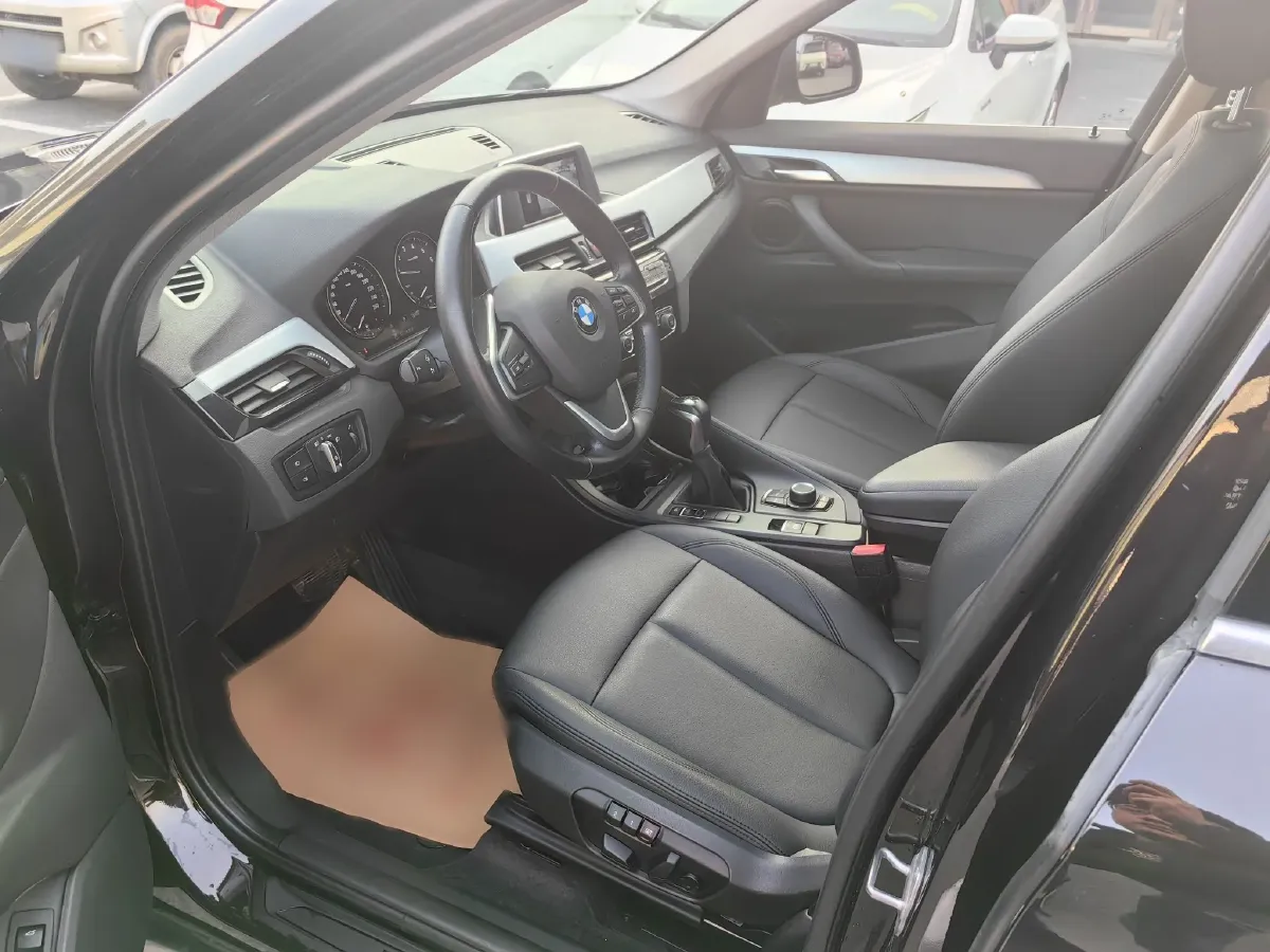 2018 BMW X1 2.0T 192HP L4 8AT,autocango,china used car exporter,china ev exporter,chinese used car exporter,chinese used ev exporter