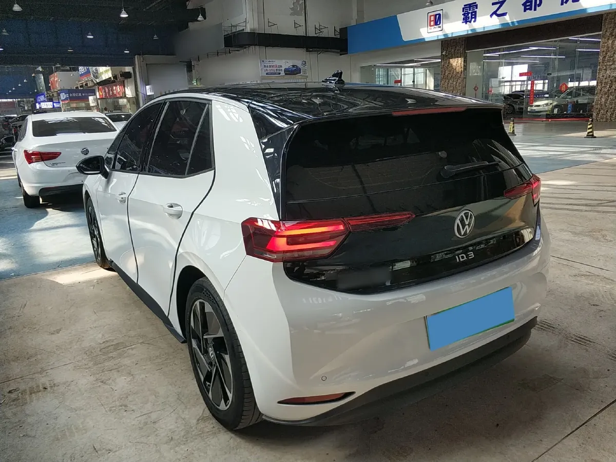 2024 Volkswagen ID.3 BEV 52.8KWH,autocango,china used car exporter,china ev exporter,chinese used car exporter,chinese used ev exporter