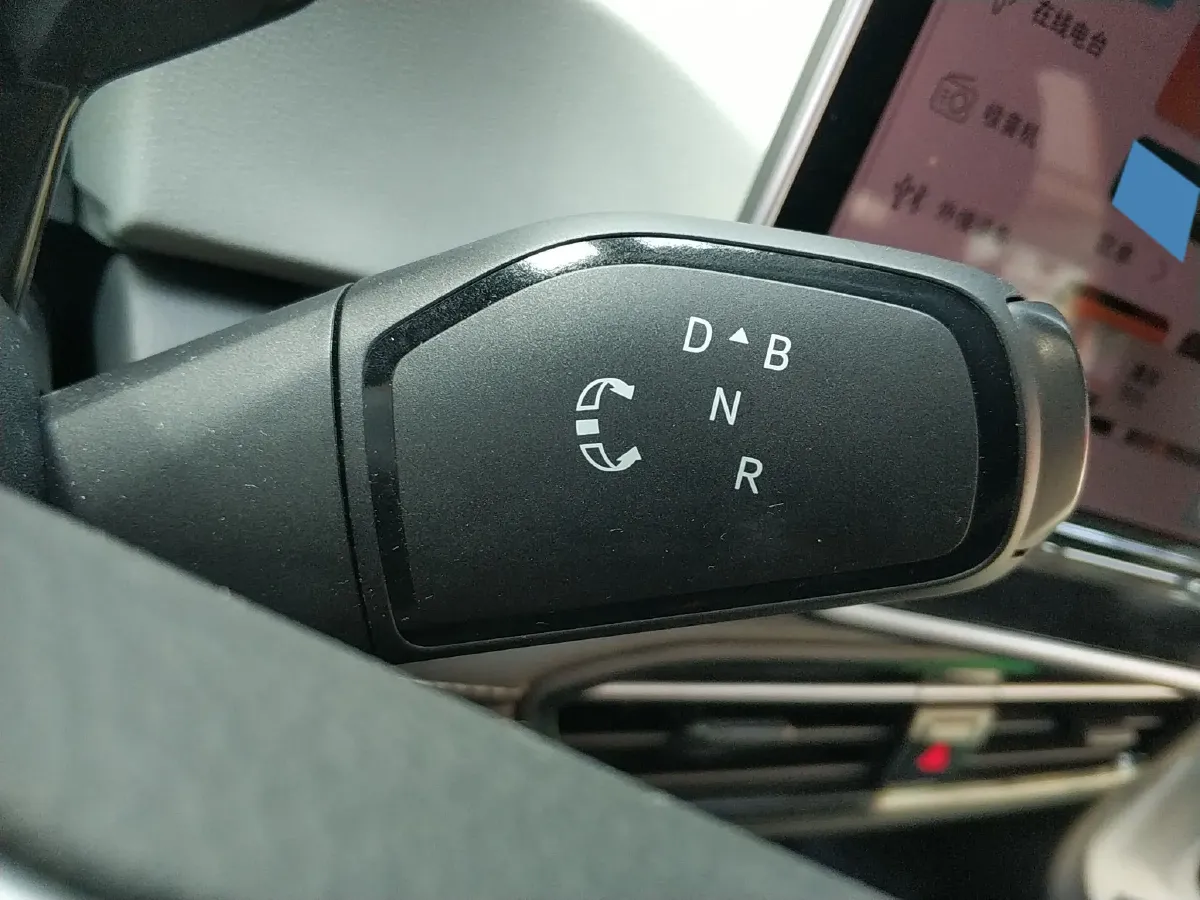 2024 Volkswagen ID.3 BEV 52.8KWH,autocango,china used car exporter,china ev exporter,chinese used car exporter,chinese used ev exporter