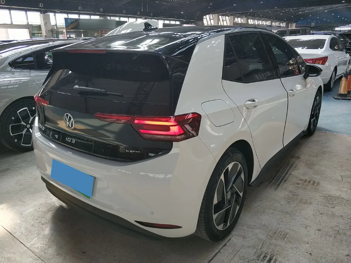 2024 Volkswagen ID.3 BEV 52.8KWH,autocango,china used car exporter,china ev exporter,chinese used car exporter,chinese used ev exporter