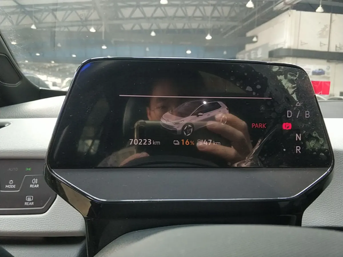 2024 Volkswagen ID.3 BEV 52.8KWH,autocango,china used car exporter,china ev exporter,chinese used car exporter,chinese used ev exporter