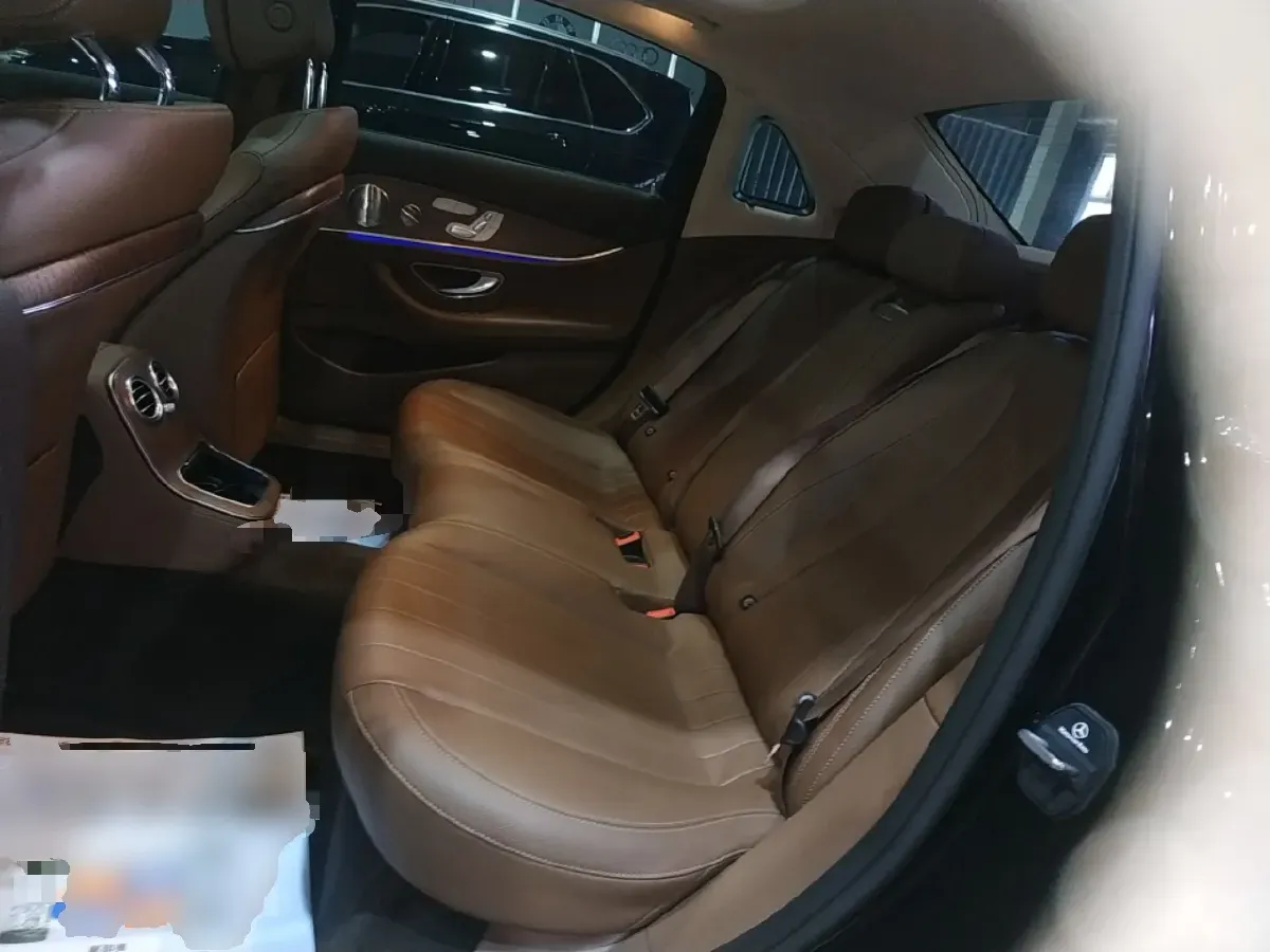 2021 Mercedes-Benz E Class 2.0T 258HP L4 9AT,autocango,china used car exporter,china ev exporter,chinese used car exporter,chinese used ev exporter