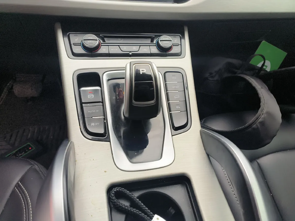 2020 Geely Azkarra 1.8T 184HP L4 7DCT,autocango,china used car exporter,china ev exporter,chinese used car exporter,chinese used ev exporter