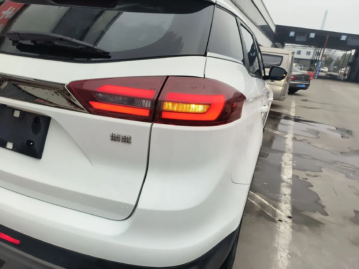 2020 Geely Azkarra 1.8T 184HP L4 7DCT,autocango,china used car exporter,china ev exporter,chinese used car exporter,chinese used ev exporter