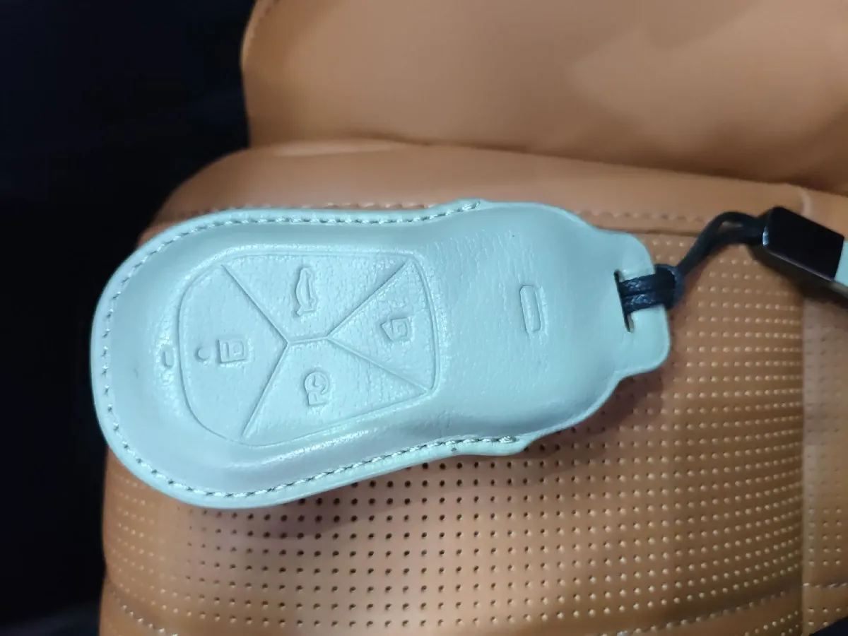 2024 Xpeng G9 BEV 78.2KWH,autocango,china used car exporter,china ev exporter,chinese used car exporter,chinese used ev exporter