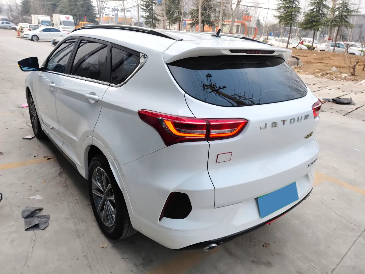 2021 Jetour X70 1.5T 156HP L4 6MT,autocango,china used car exporter,china ev exporter,chinese used car exporter,chinese used ev exporter