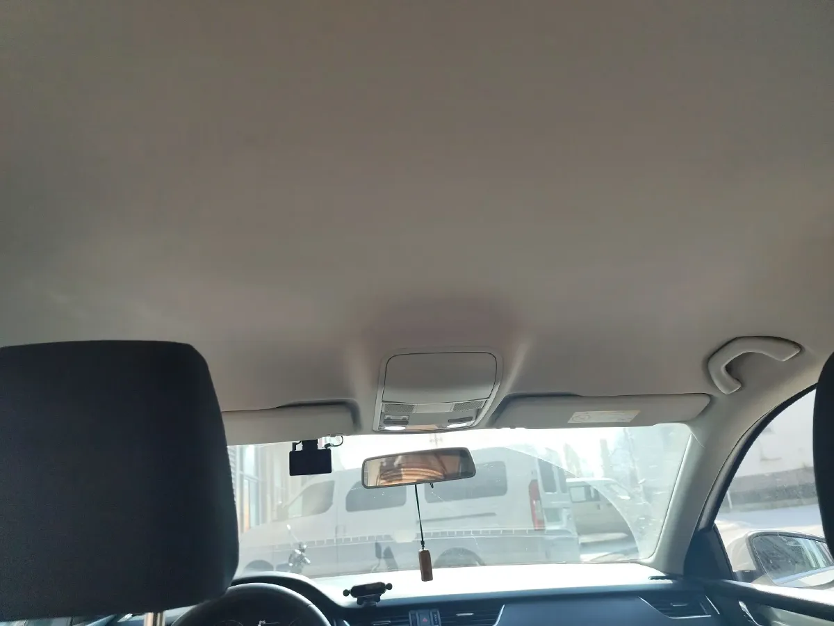 2019 Skoda Octavia 1.5L 116HP L4 6AT,autocango,china used car exporter,china ev exporter,chinese used car exporter,chinese used ev exporter