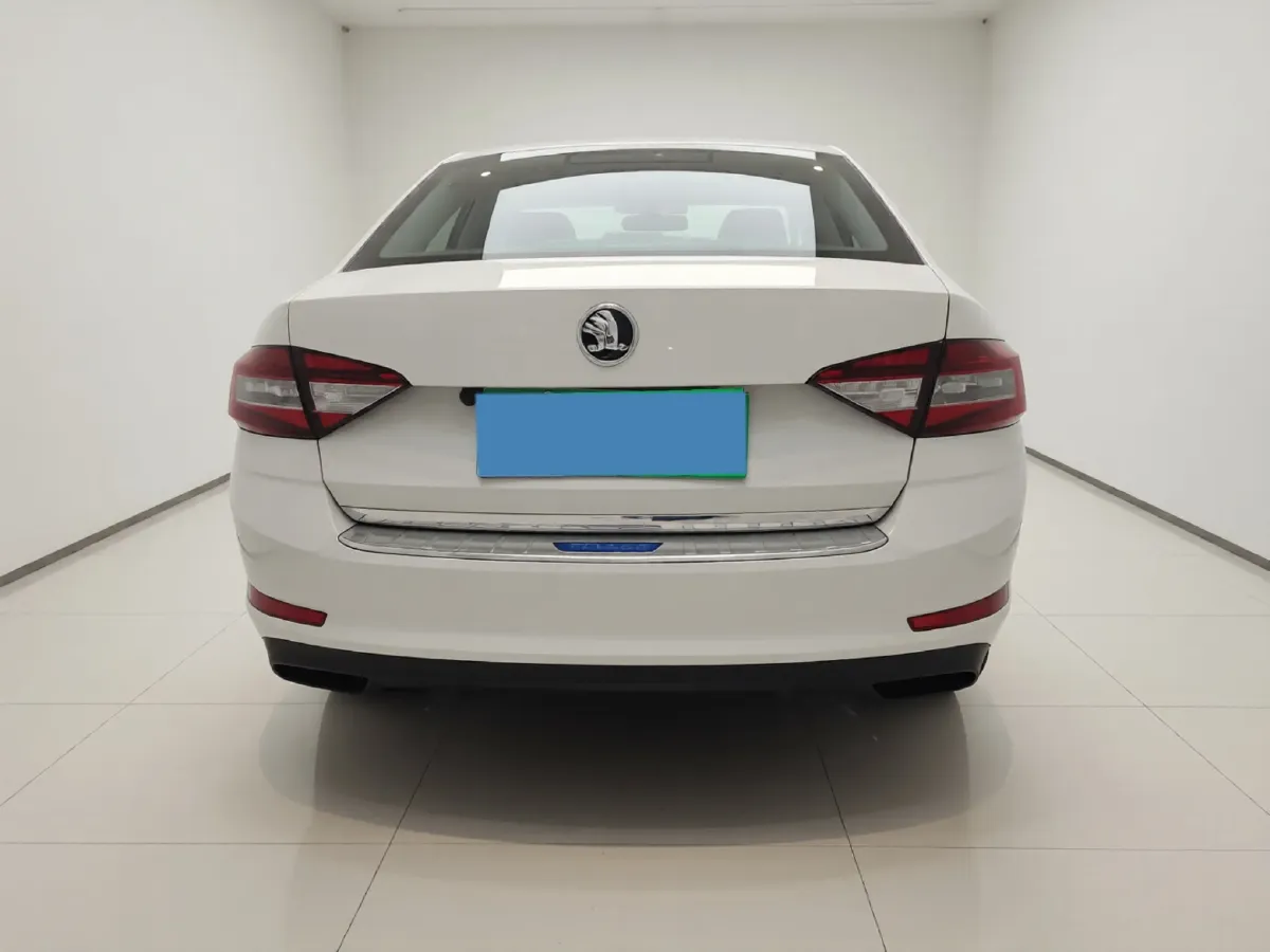 2019 Skoda Octavia 1.5L 116HP L4 6AT,autocango,china used car exporter,china ev exporter,chinese used car exporter,chinese used ev exporter
