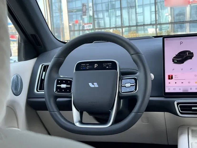 2025 Li L6 Range Extended 154HP L4 REEV,autocango,china used car exporter,china ev exporter,chinese used car exporter,chinese used ev exporter