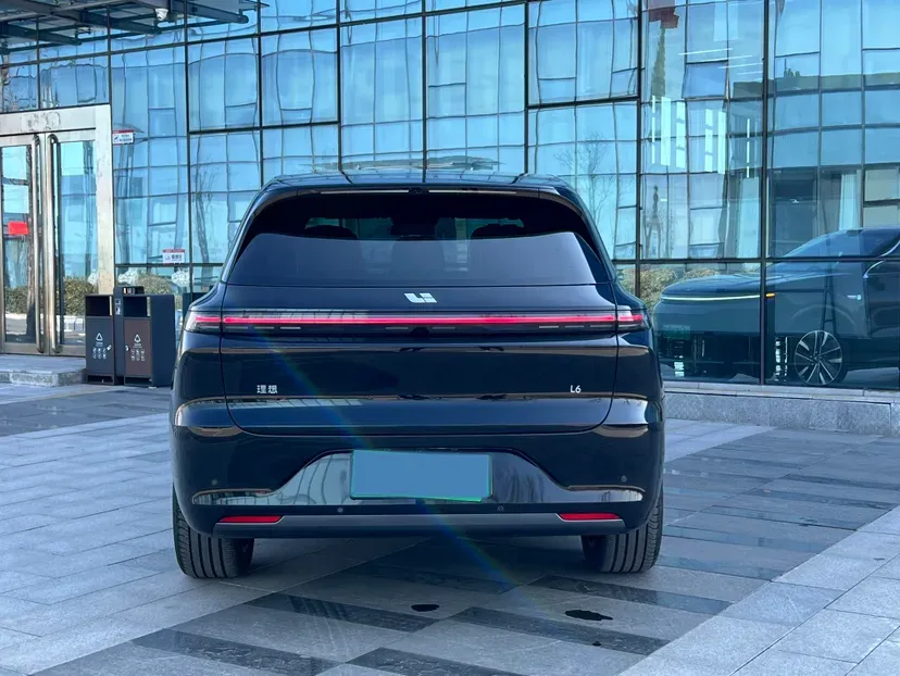 2025 Li L6 Range Extended 154HP L4 REEV,autocango,china used car exporter,china ev exporter,chinese used car exporter,chinese used ev exporter