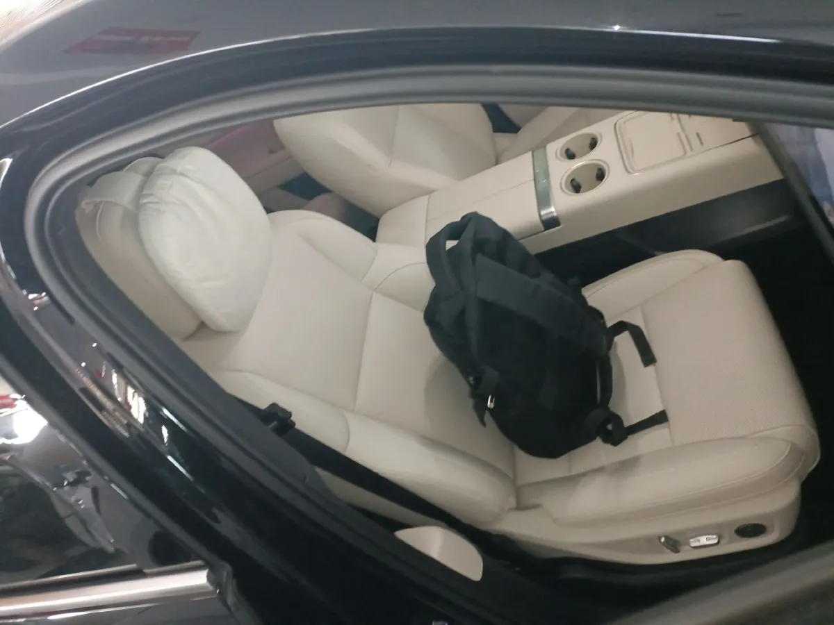 2025 Li L6 Range Extended 154HP L4 REEV,autocango,china used car exporter,china ev exporter,chinese used car exporter,chinese used ev exporter