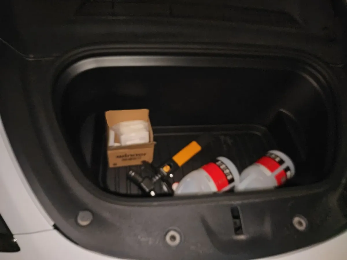 2024 Tesla Model Y BEV 60KWH,autocango,china used car exporter,china ev exporter,chinese used car exporter,chinese used ev exporter