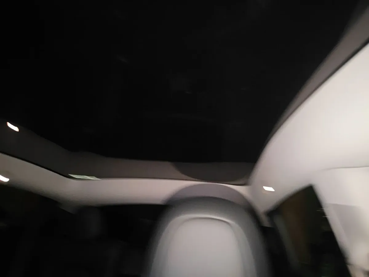 2024 Tesla Model Y BEV 60KWH,autocango,china used car exporter,china ev exporter,chinese used car exporter,chinese used ev exporter