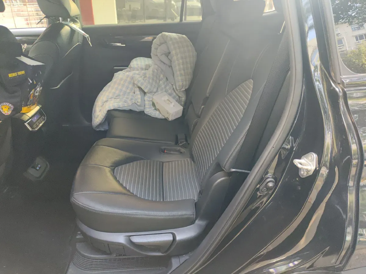 2021 Toyota Crown Kluger 2.5L 192HP L4 E-CVT Hybrid,autocango,china used car exporter,china ev exporter,chinese used car exporter,chinese used ev exporter