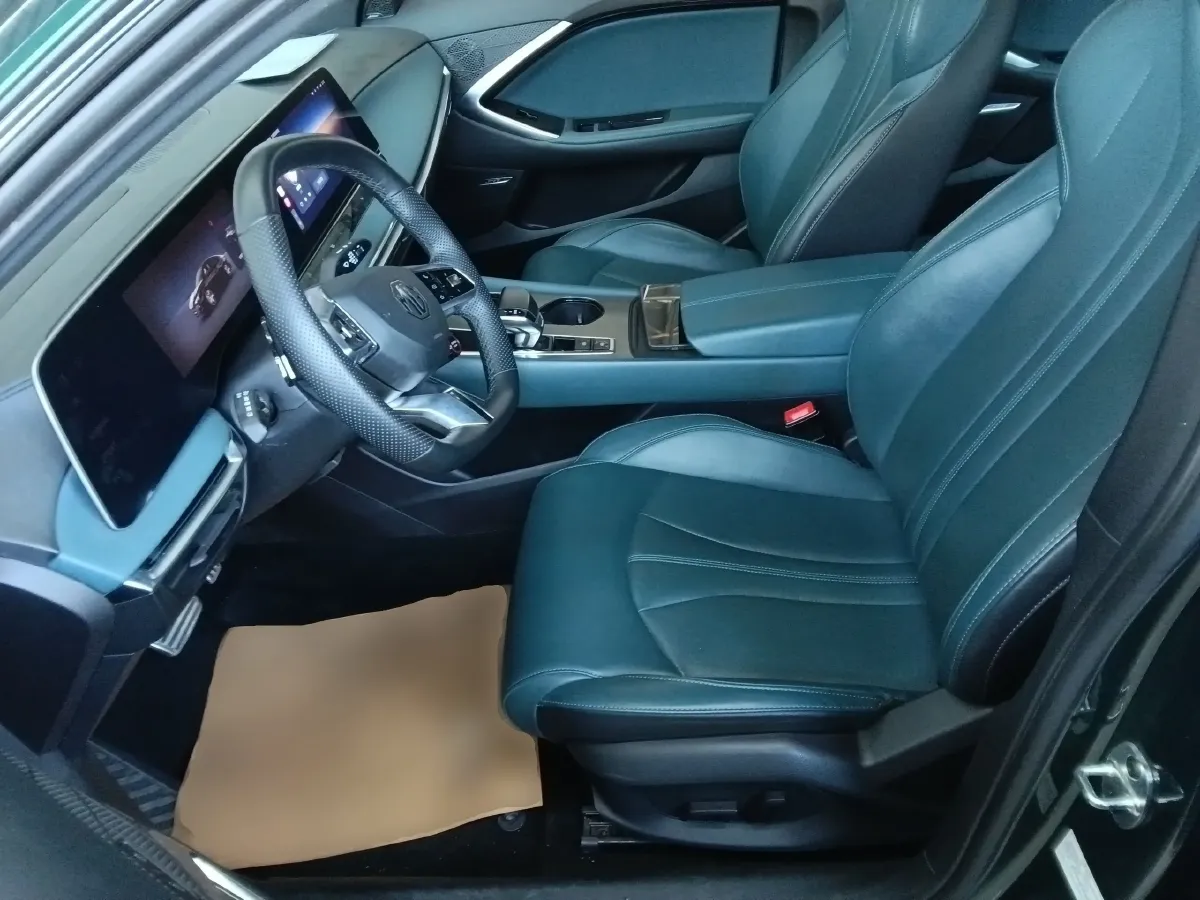 2023 MG 7 2.0T 261HP L4 9AT,autocango,china used car exporter,china ev exporter,chinese used car exporter,chinese used ev exporter