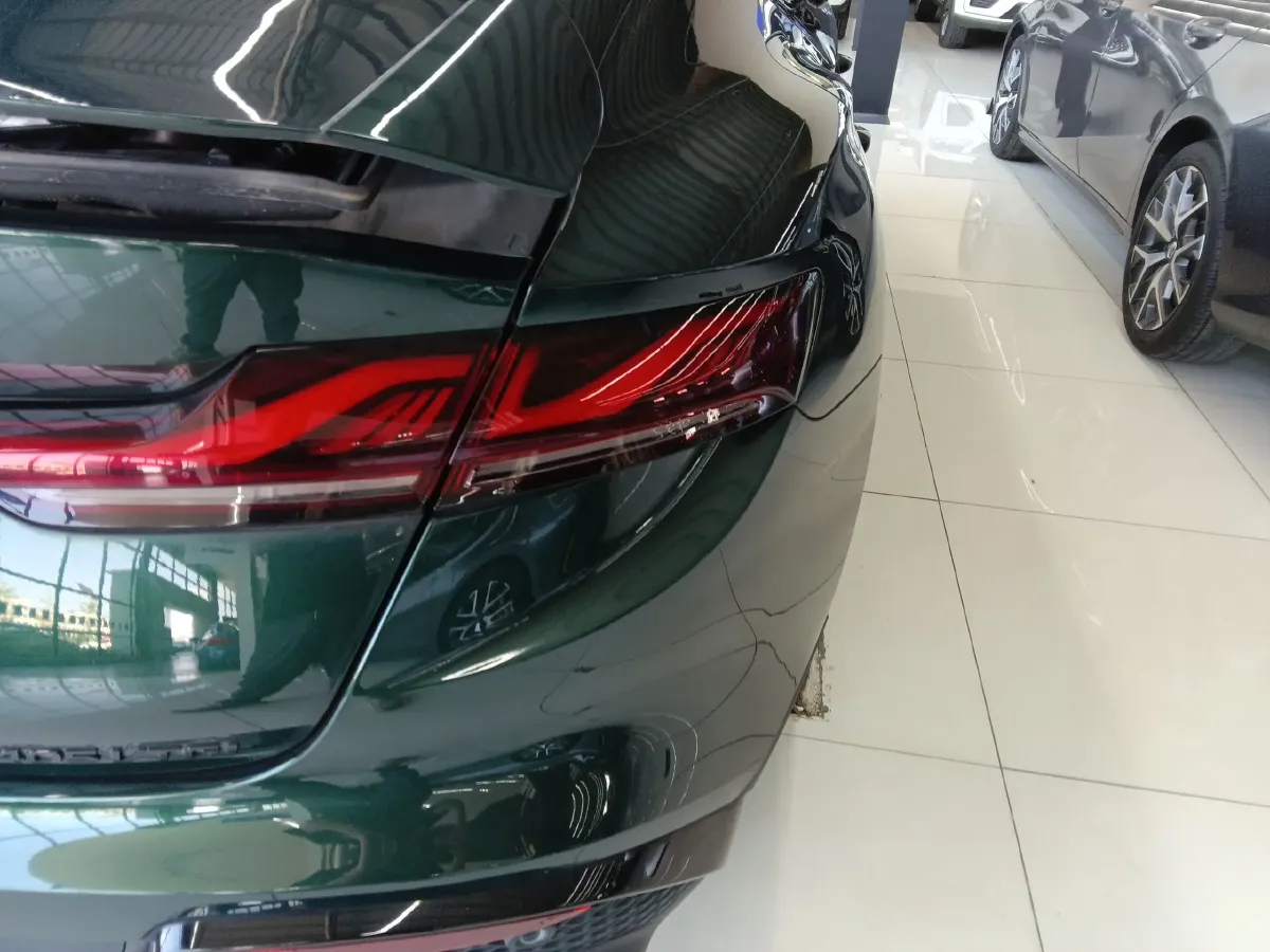 2023 MG 7 2.0T 261HP L4 9AT,autocango,china used car exporter,china ev exporter,chinese used car exporter,chinese used ev exporter