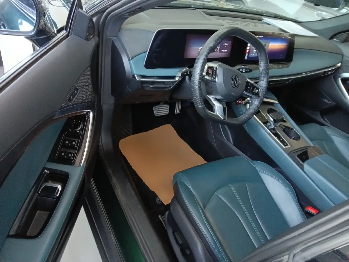 2023 MG 7 2.0T 261HP L4 9AT,autocango,china used car exporter,china ev exporter,chinese used car exporter,chinese used ev exporter