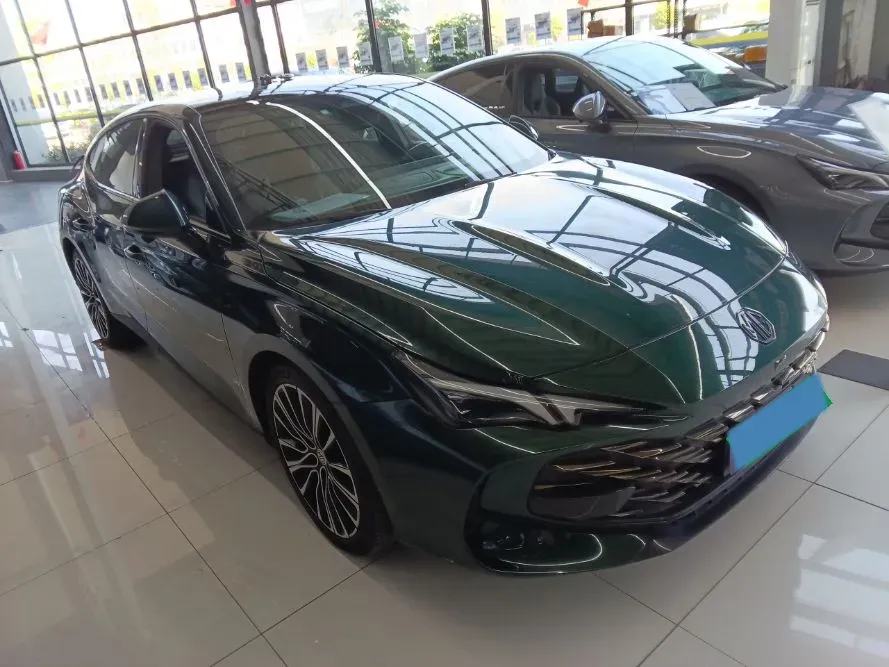 2023 MG 7 2.0T 261HP L4 9AT,autocango,china used car exporter,china ev exporter,chinese used car exporter,chinese used ev exporter