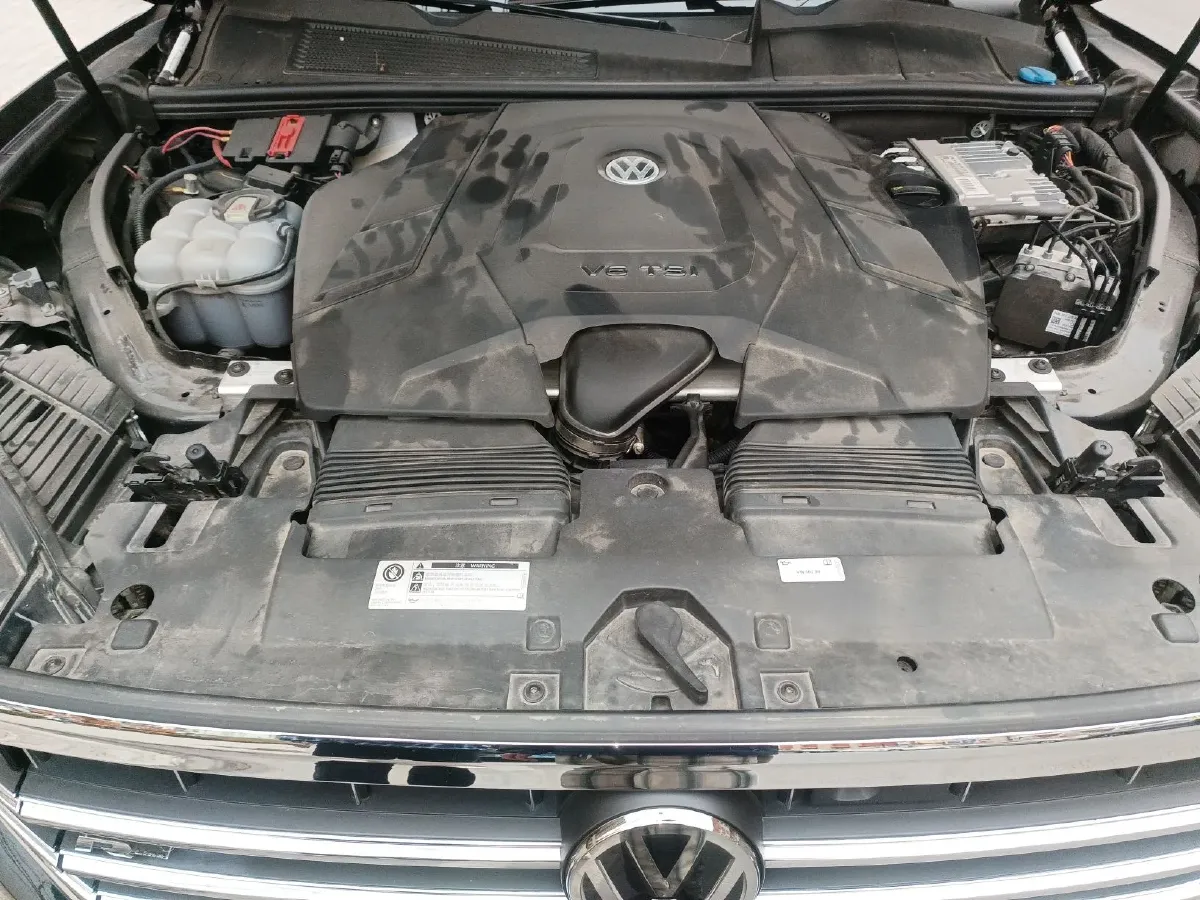 2019 Volkswagen Touareg 3.0T 340HP V6 8AT,autocango,china used car exporter,china ev exporter,chinese used car exporter,chinese used ev exporter