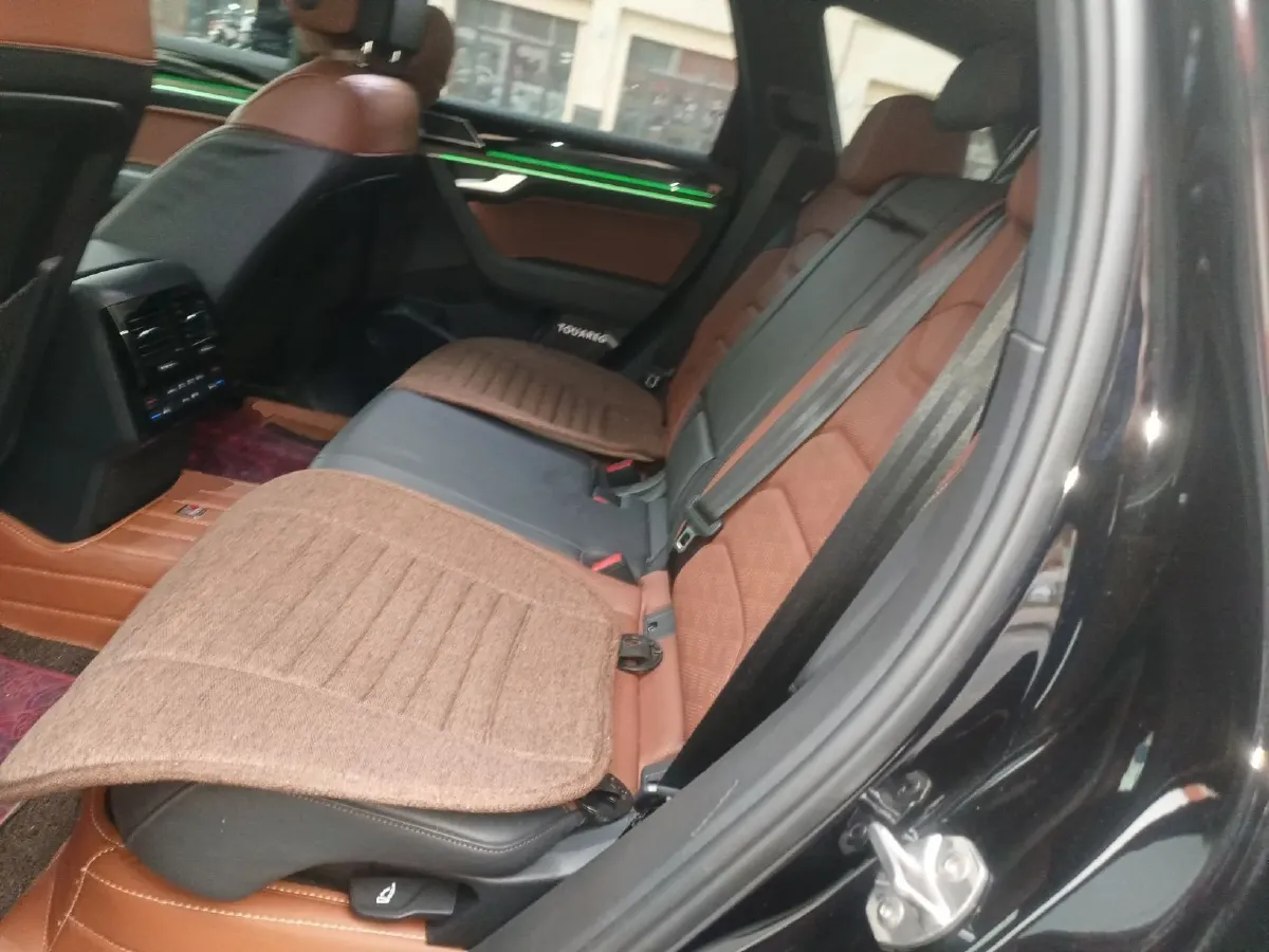 2019 Volkswagen Touareg 3.0T 340HP V6 8AT,autocango,china used car exporter,china ev exporter,chinese used car exporter,chinese used ev exporter