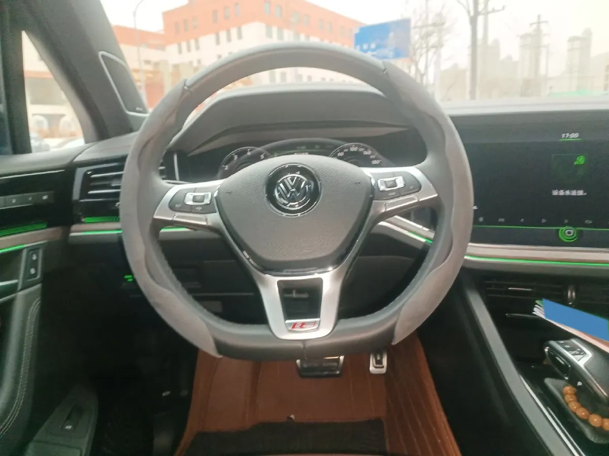 2019 Volkswagen Touareg 3.0T 340HP V6 8AT,autocango,china used car exporter,china ev exporter,chinese used car exporter,chinese used ev exporter