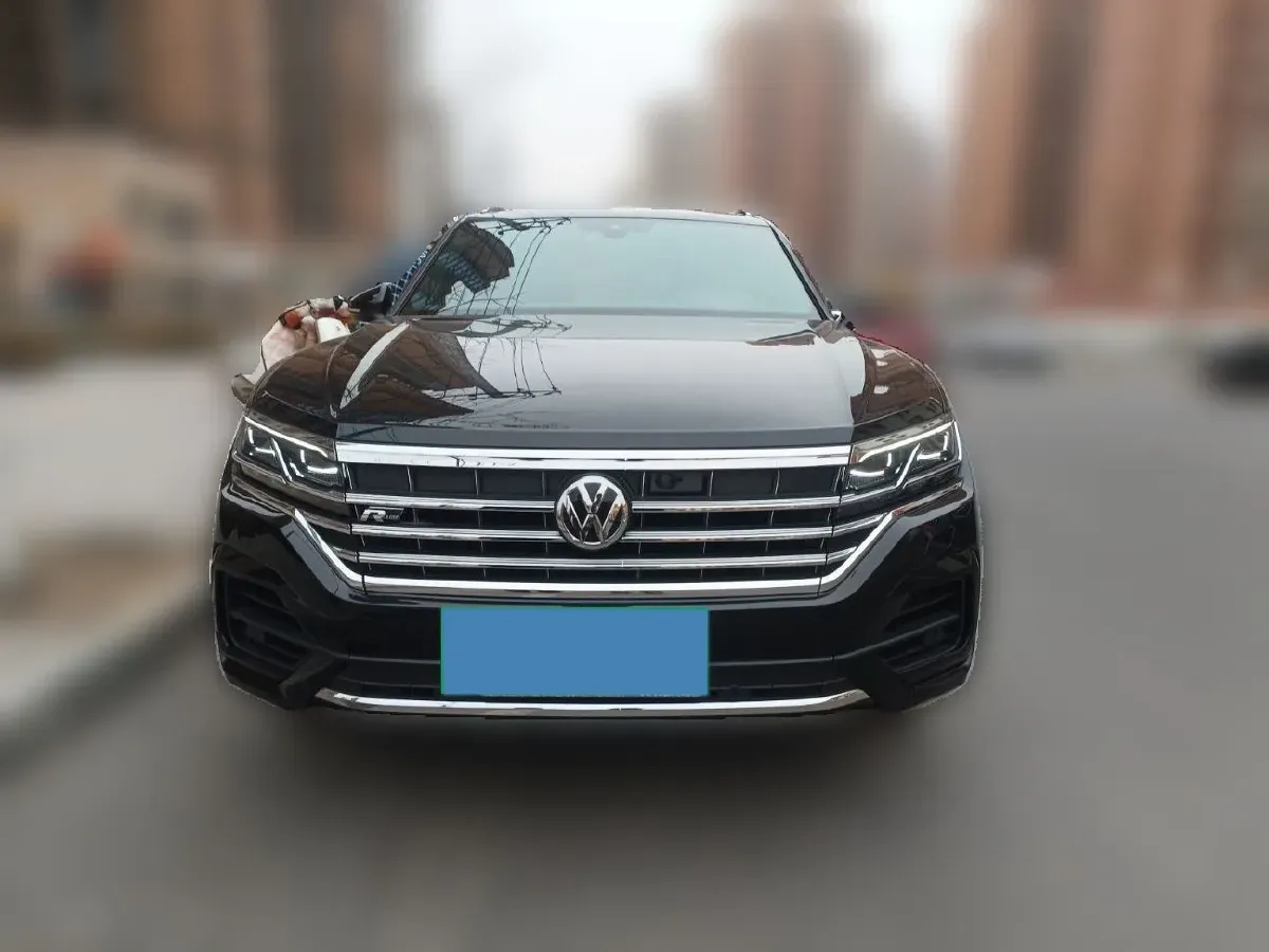 2019 Volkswagen Touareg 3.0T 340HP V6 8AT,autocango,china used car exporter,china ev exporter,chinese used car exporter,chinese used ev exporter