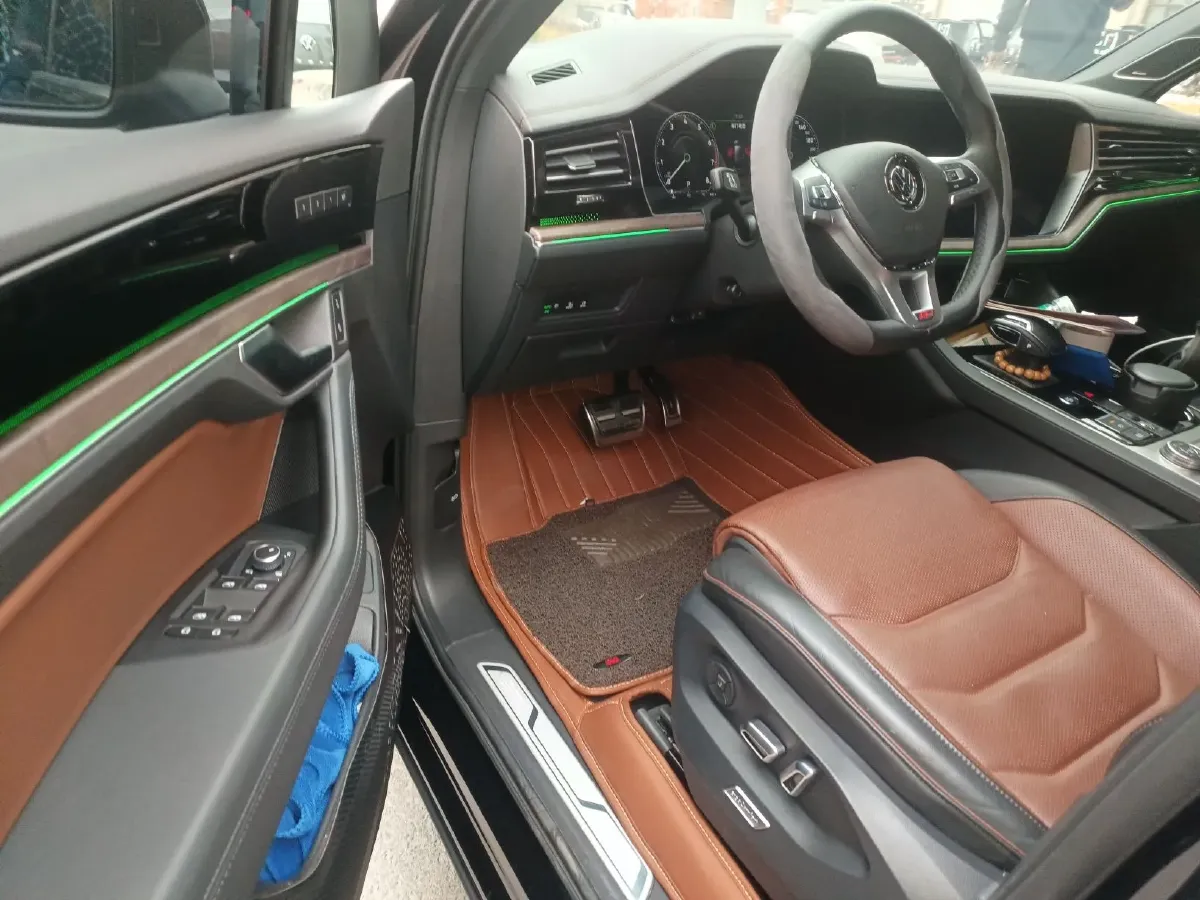 2019 Volkswagen Touareg 3.0T 340HP V6 8AT,autocango,china used car exporter,china ev exporter,chinese used car exporter,chinese used ev exporter