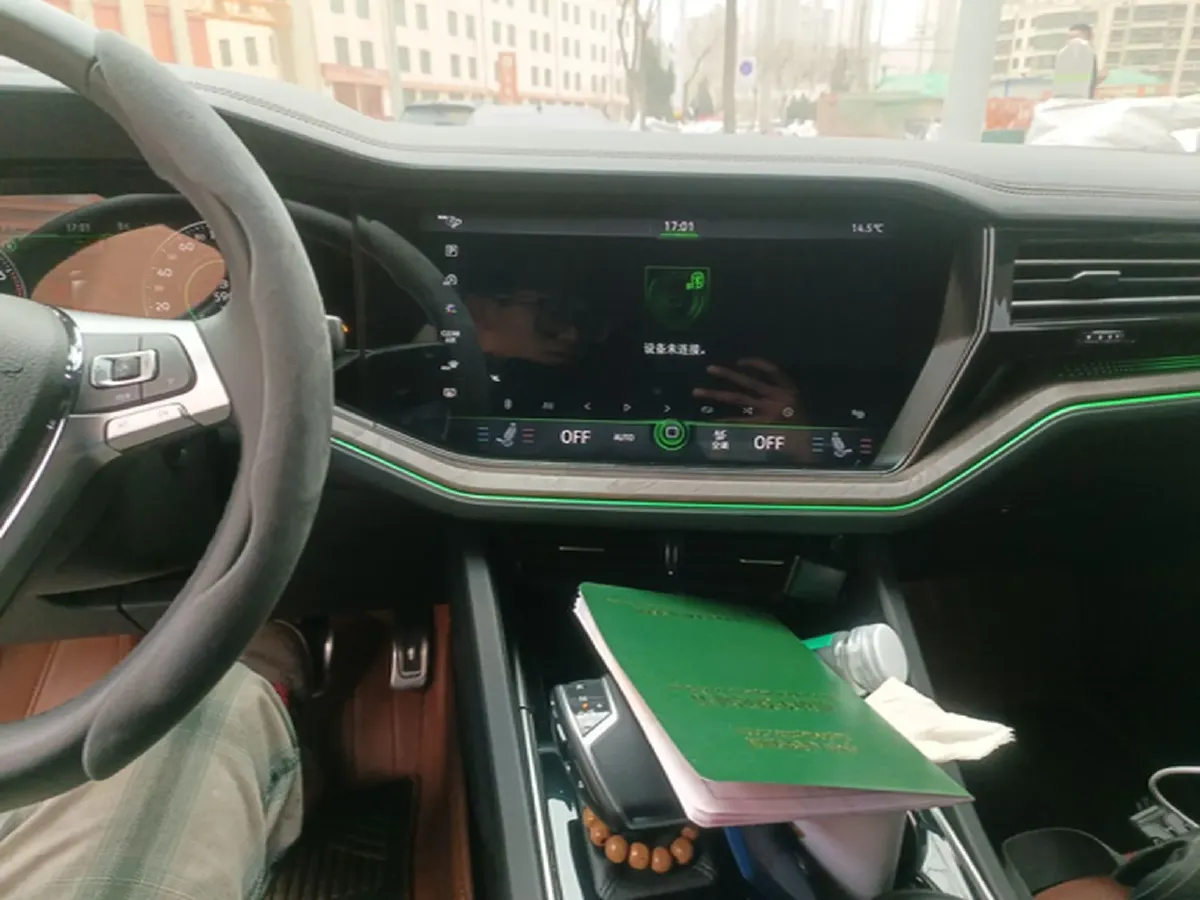 2019 Volkswagen Touareg 3.0T 340HP V6 8AT,autocango,china used car exporter,china ev exporter,chinese used car exporter,chinese used ev exporter