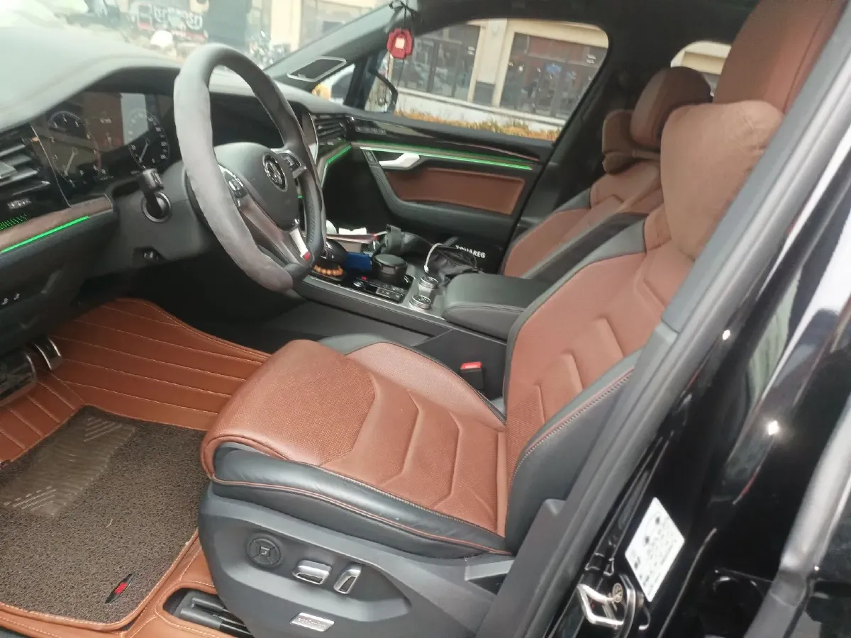 2019 Volkswagen Touareg 3.0T 340HP V6 8AT,autocango,china used car exporter,china ev exporter,chinese used car exporter,chinese used ev exporter