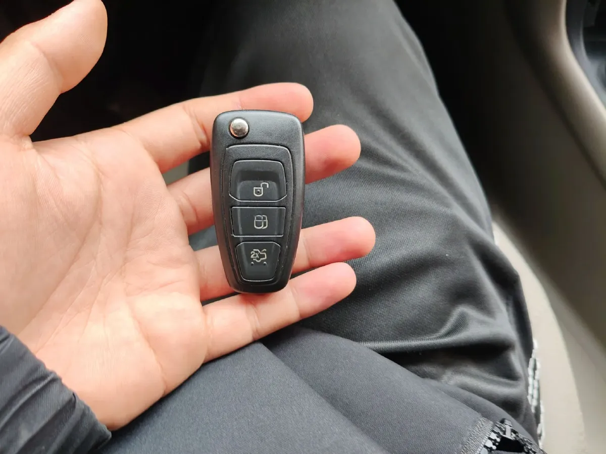 2017 Ford Focus 1.6L 125HP L4 6DCT,autocango,china used car exporter,china ev exporter,chinese used car exporter,chinese used ev exporter