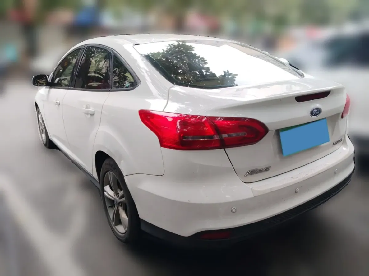 2017 Ford Focus 1.6L 125HP L4 6DCT,autocango,china used car exporter,china ev exporter,chinese used car exporter,chinese used ev exporter