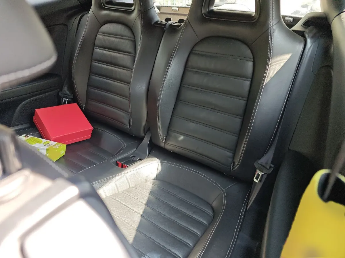 2011 Volkswagen Scirocco 2.0T 211HP L4 6DCT,autocango,china used car exporter,china ev exporter,chinese used car exporter,chinese used ev exporter