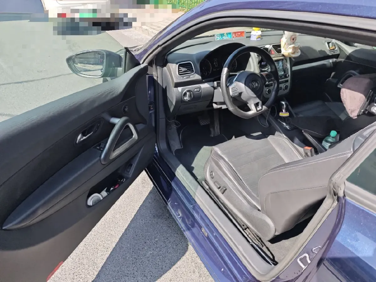 2011 Volkswagen Scirocco 2.0T 211HP L4 6DCT,autocango,china used car exporter,china ev exporter,chinese used car exporter,chinese used ev exporter