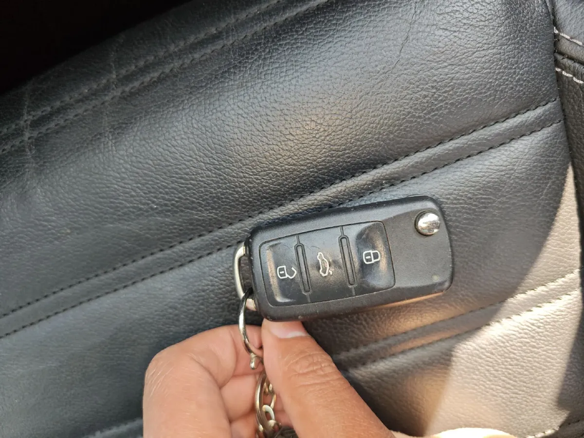 2011 Volkswagen Scirocco 2.0T 211HP L4 6DCT,autocango,china used car exporter,china ev exporter,chinese used car exporter,chinese used ev exporter