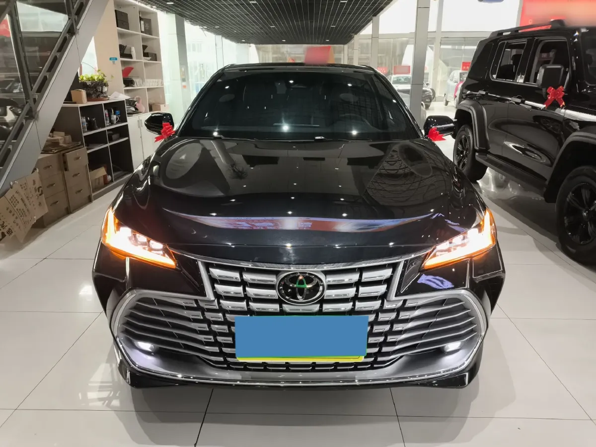 2024 Toyota Avalon 2.0L 152HP L4 E-CVT Hybrid,autocango,china used car exporter,china ev exporter,chinese used car exporter,chinese used ev exporter
