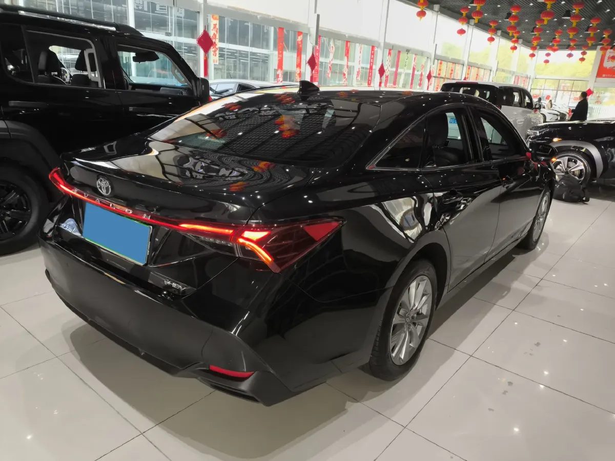 2024 Toyota Avalon 2.0L 152HP L4 E-CVT Hybrid,autocango,china used car exporter,china ev exporter,chinese used car exporter,chinese used ev exporter