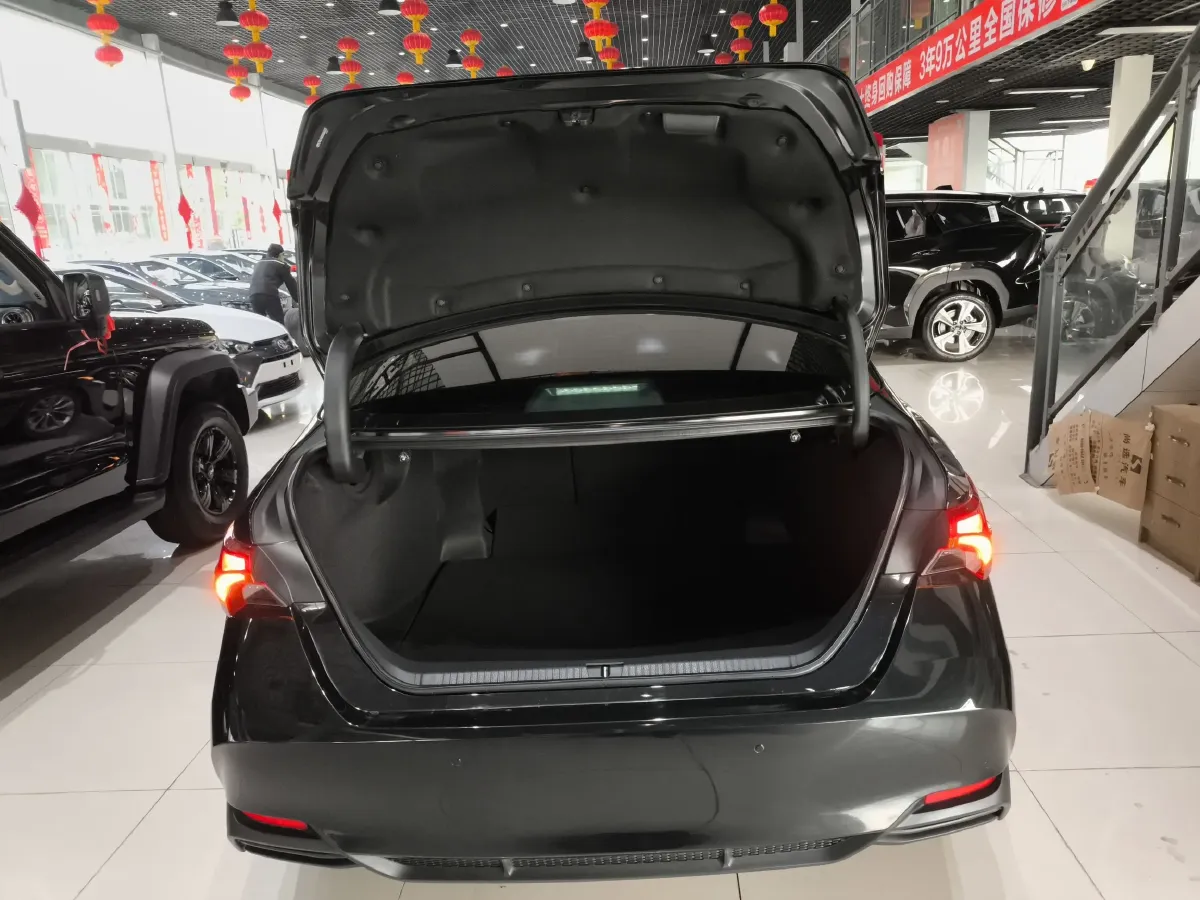 2024 Toyota Avalon 2.0L 152HP L4 E-CVT Hybrid,autocango,china used car exporter,china ev exporter,chinese used car exporter,chinese used ev exporter