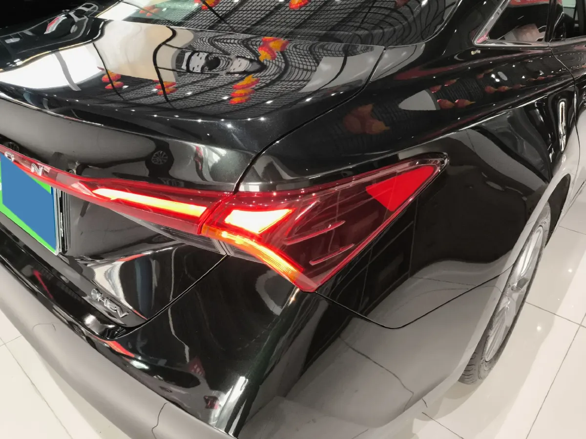 2024 Toyota Avalon 2.0L 152HP L4 E-CVT Hybrid,autocango,china used car exporter,china ev exporter,chinese used car exporter,chinese used ev exporter