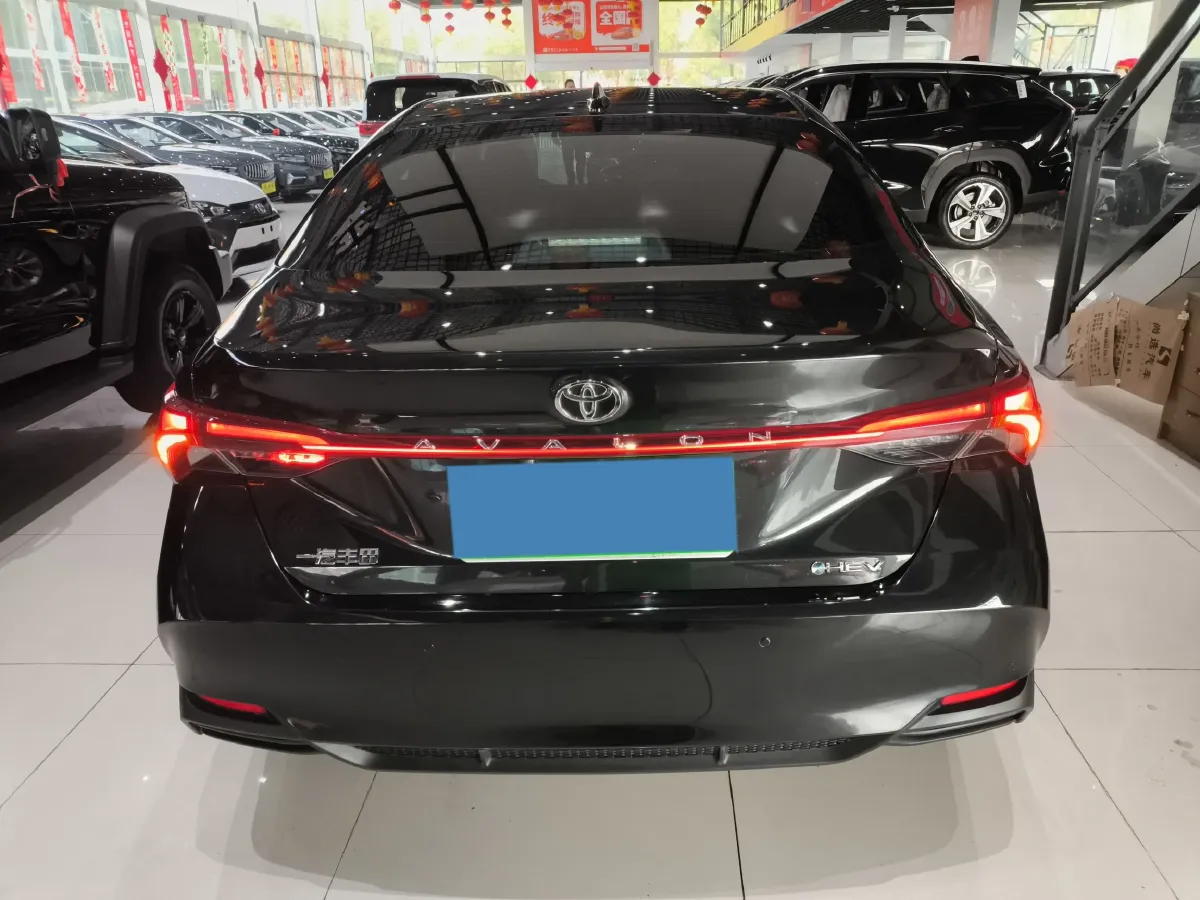 2024 Toyota Avalon 2.0L 152HP L4 E-CVT Hybrid,autocango,china used car exporter,china ev exporter,chinese used car exporter,chinese used ev exporter