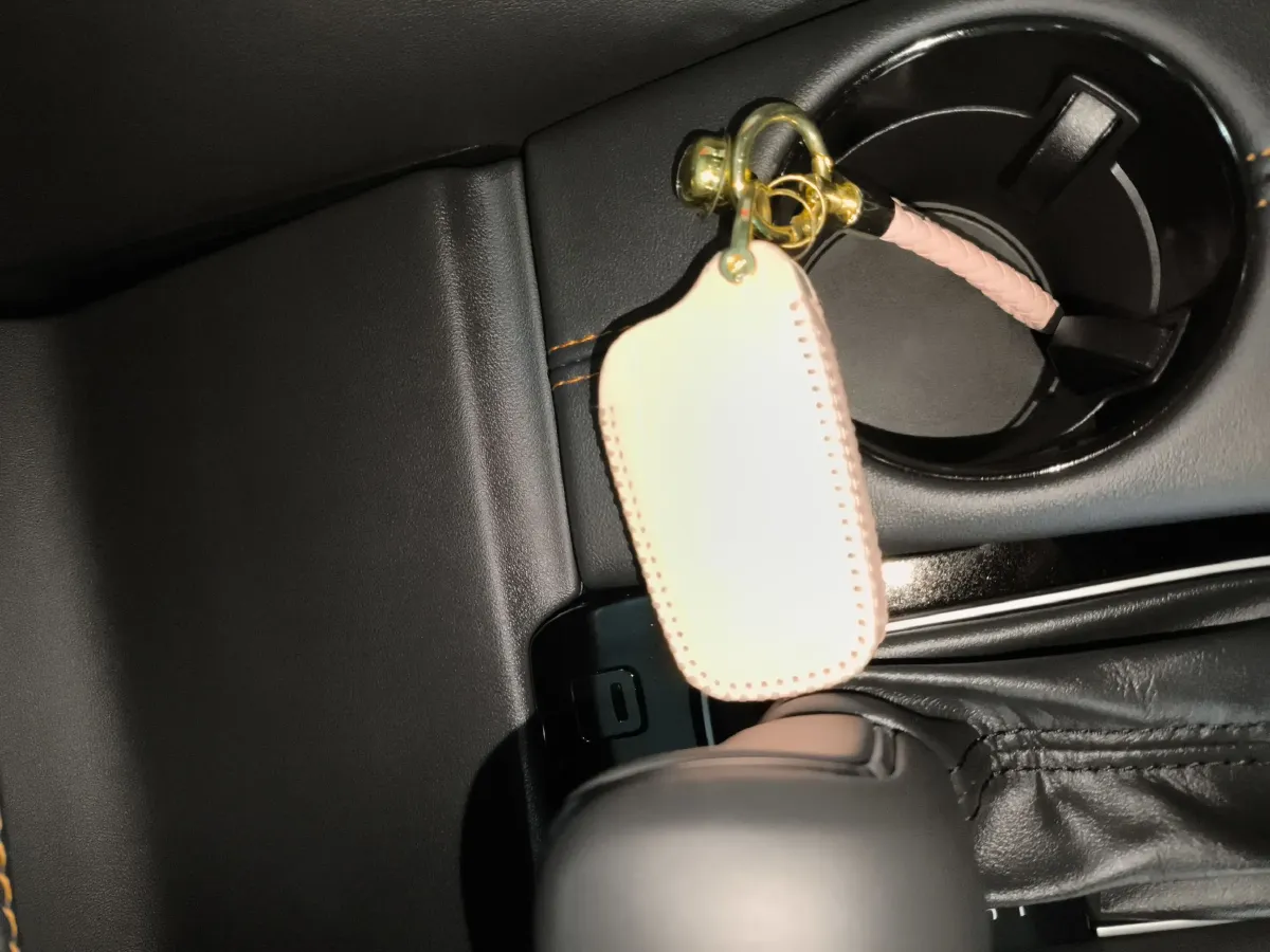 2024 Toyota Avalon 2.0L 152HP L4 E-CVT Hybrid,autocango,china used car exporter,china ev exporter,chinese used car exporter,chinese used ev exporter