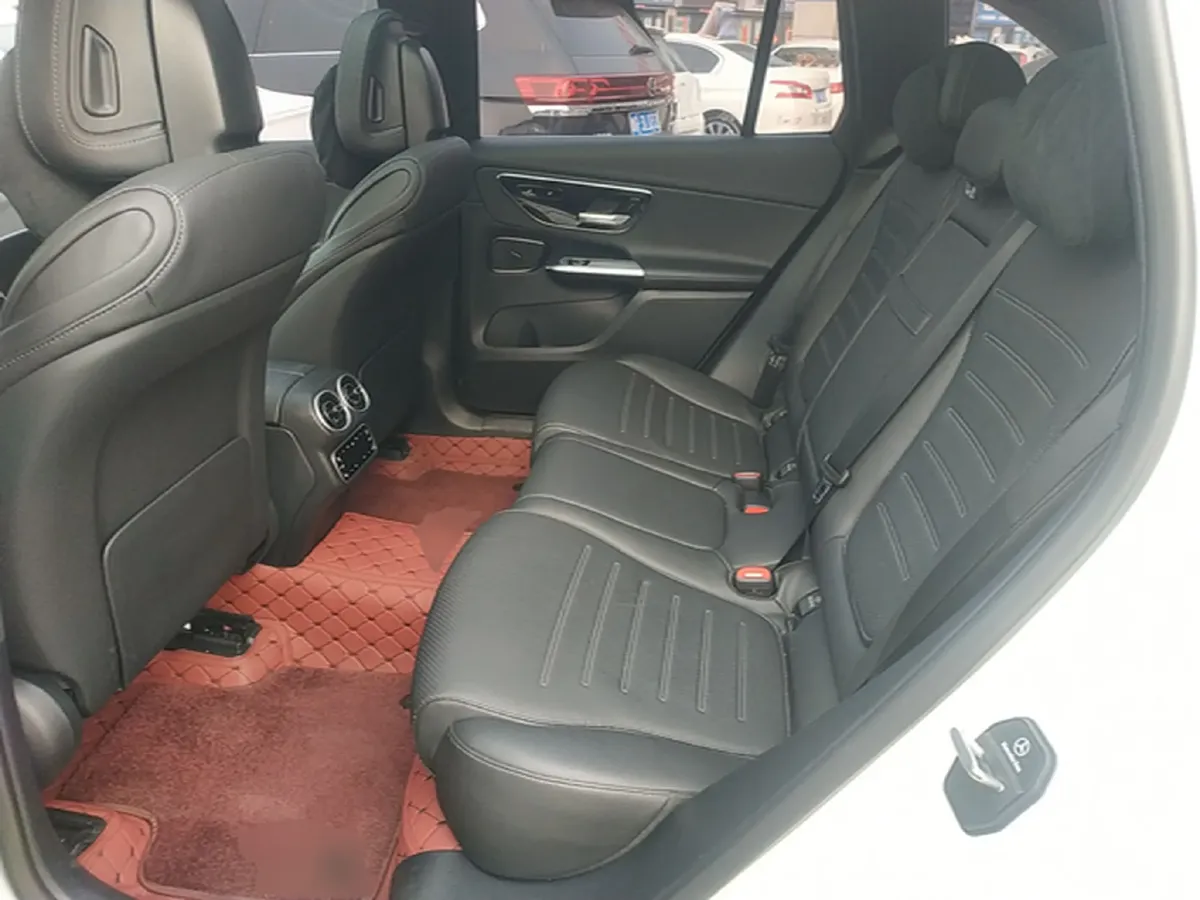 2023 Mercedes-Benz GLC Class 2.0T 204HP L4 9AT,autocango,china used car exporter,china ev exporter,chinese used car exporter,chinese used ev exporter