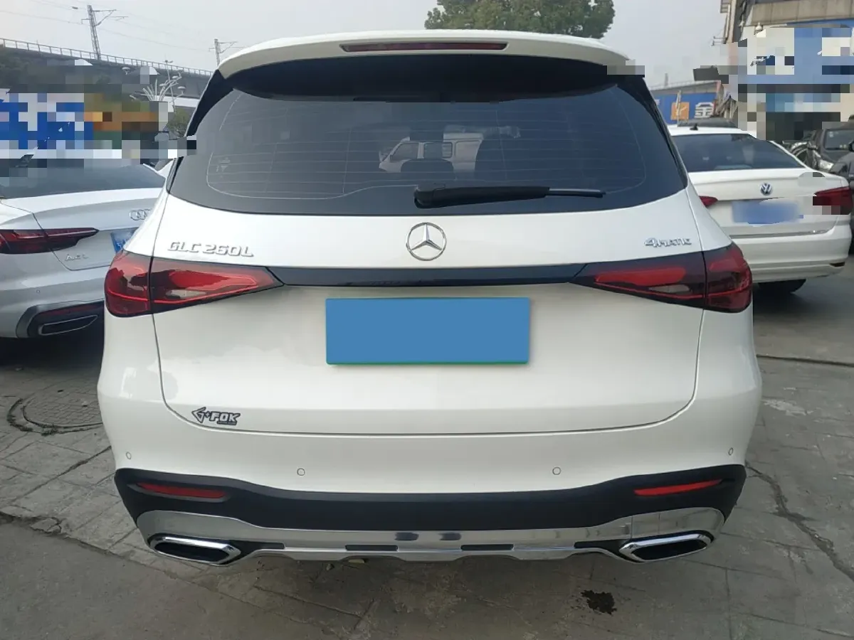2023 Mercedes-Benz GLC Class 2.0T 204HP L4 9AT,autocango,china used car exporter,china ev exporter,chinese used car exporter,chinese used ev exporter