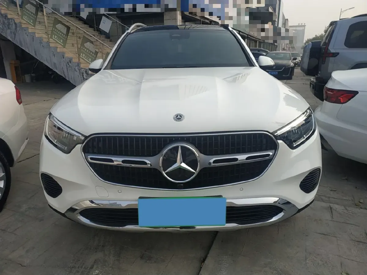 2023 Mercedes-Benz GLC Class 2.0T 204HP L4 9AT,autocango,china used car exporter,china ev exporter,chinese used car exporter,chinese used ev exporter