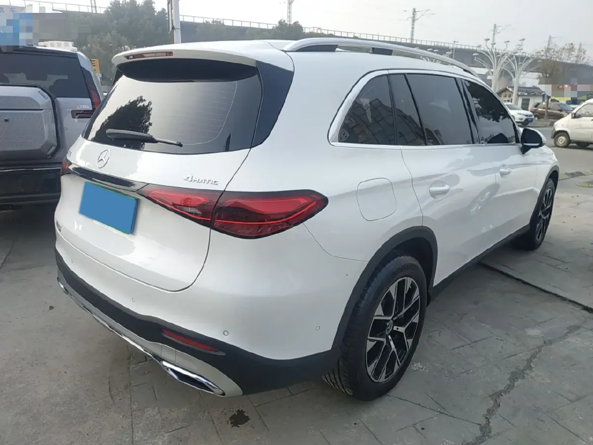 2023 Mercedes-Benz GLC Class 2.0T 204HP L4 9AT,autocango,china used car exporter,china ev exporter,chinese used car exporter,chinese used ev exporter
