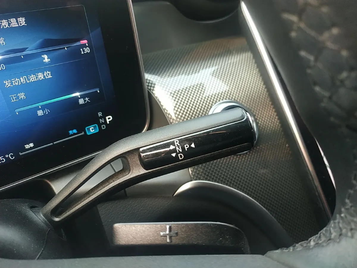 2023 Mercedes-Benz GLC Class 2.0T 204HP L4 9AT,autocango,china used car exporter,china ev exporter,chinese used car exporter,chinese used ev exporter