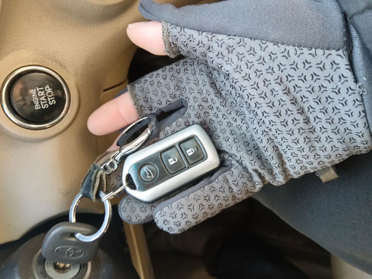 2009 Toyota Highlander 2.7L 190HP L4 6AT,autocango,china used car exporter,china ev exporter,chinese used car exporter,chinese used ev exporter