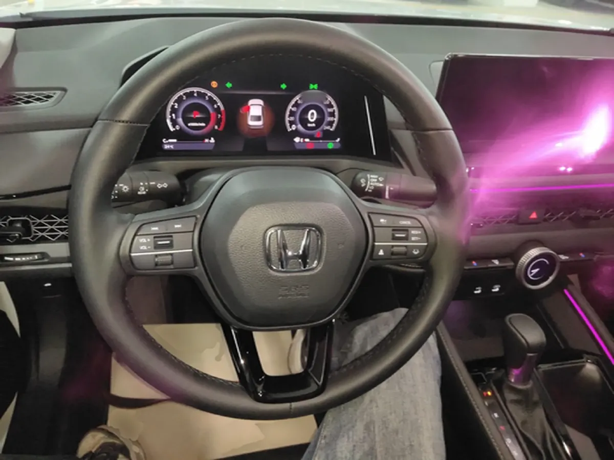 2025 Honda Accord 1.5T 192HP L4 CVT,autocango,china used car exporter,china ev exporter,chinese used car exporter,chinese used ev exporter