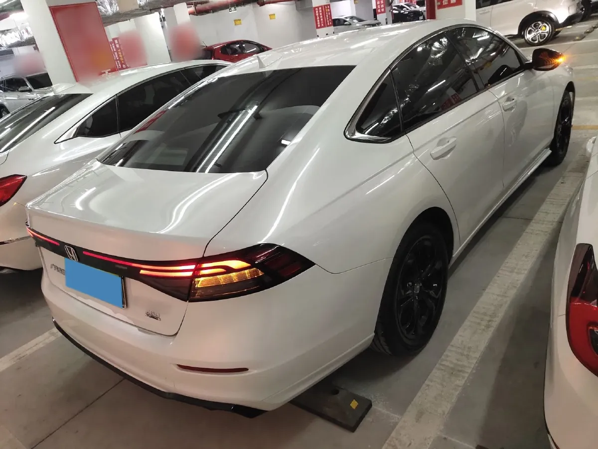 2025 Honda Accord 1.5T 192HP L4 CVT,autocango,china used car exporter,china ev exporter,chinese used car exporter,chinese used ev exporter